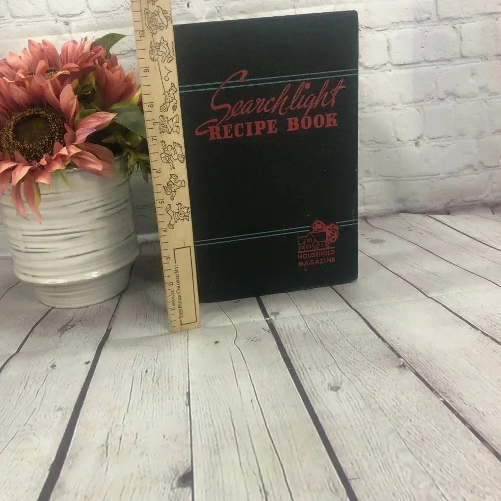 Vintage 1945 SEARCHLIGHT RECIPE cookbook homestead made from scratch